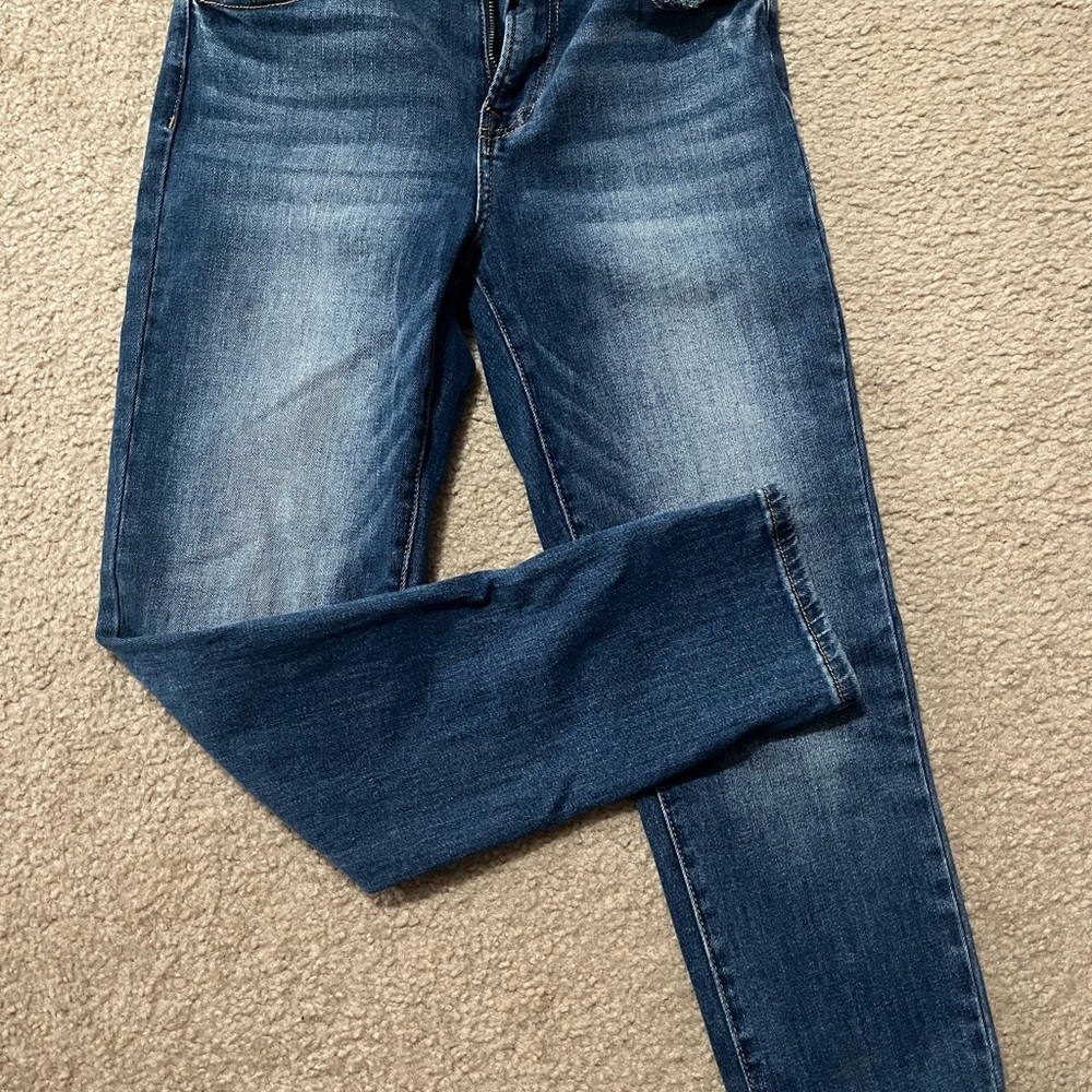 Stylish Dark Blue Skinny Jeans